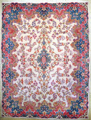 Kerman alt, Persien, Mitte 20.Jhd, Wolle auf Baumwolle, ca. 346 x 263 cm, EHZ: 2