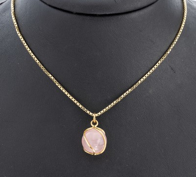 8 kt Gold Rosenquarz-Anhänger an 14 kt Gold Kette, GG 333/000 und GG 585/000, schlichter Anhänger mit Rosenquarz-Kugel, Venezianer-Kette, L. ca. ...