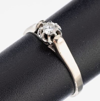 14 kt Gold Brillant-Ring, WG 585/000, Brillant ca. 0.10 ct Weiß/si, RW 54, ca. 1.8 g