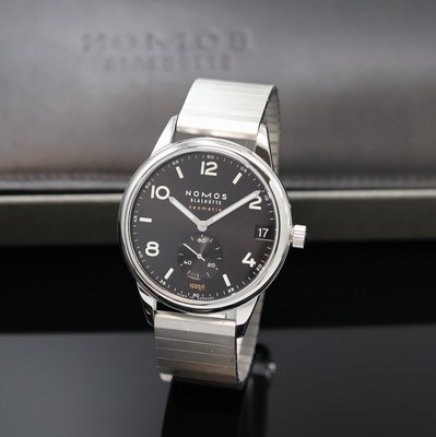 NOMOS Herrenarmbanduhr Club Sport Neomatik 42 Referenz 781, Automatik, Deutschland um 2023, Edelstahlgeh. inkl. orig. Gliederband m. Faltschl., Boden ...