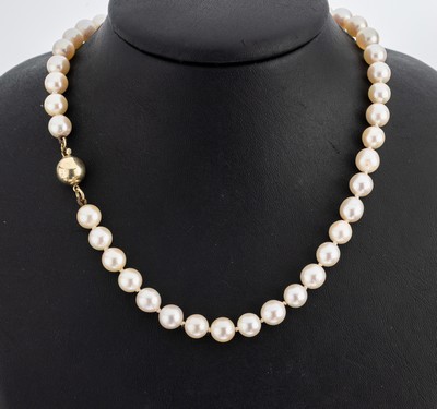 Zuchtperl-Collier, Akoyazuchtperlen, D. ca.7.4 mm, Kugelschließe 925er Silber verg., L. ca. 83 cm