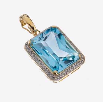 14 kt Gold Topas-Diamant-Clipanhänger, GG 585/000, mittig facett. Blautopas (beh.) ca. 8.50 ct, 14 8/8-Diamanten in rhod. Fassungen zus. ca. 0.07 ...