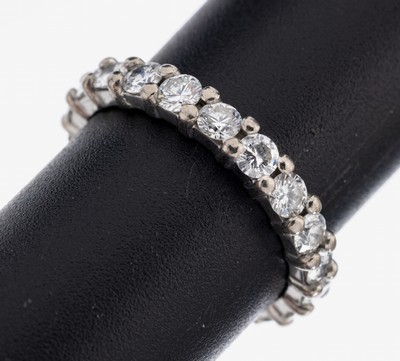 18 kt Gold Brillant-Memoryring, WG 750/000,20 Brillanten zus. ca. 1.80 ct Weiß/vs-si, RW 54, ca. 3.4 g