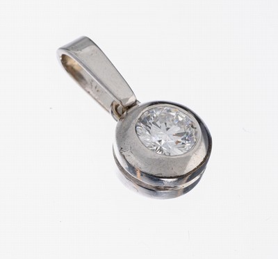 18 kt Gold Brillant-Anhänger, WG 750/000, schlicht, rund, Brillant ca. 0.70 ct Weiß/vs- si, ca. 1.9 g