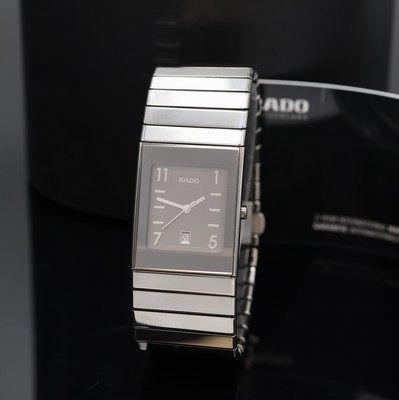 RADO rechteckige Keramik Herrenarmbanduhr, Schweiz um 2010, quartz, Keramikgeh. mit integriertem Band, Lünette 4-fach verschr., Stahlboden aufgedr., ...