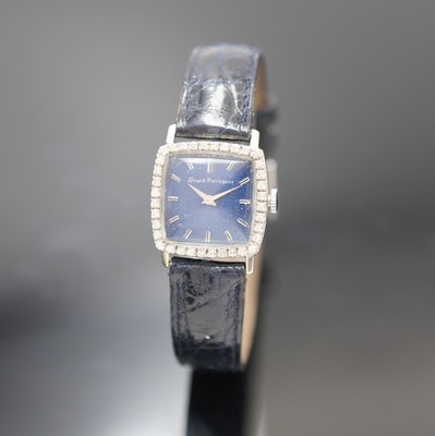 GIRARD PERREGAUX Armbanduhr in WG 585/000 mit Diamanten, Schweiz um 1950, Handaufzug, Boden aufgedr., Lünette aufw. m. Diamanten bes., blaues ...