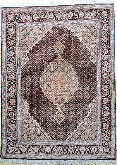 Täbriz fein(50 Raj), Persien, Mitte 20.Jhd,Korkwolle mit Seide, ca. 200 x 150 cm, ca. 500.000 Kn/qm, EHZ: 2