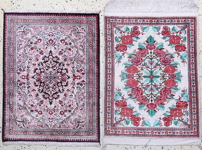 1 paar Ghom Seide, Persien, Mitte 20.Jhd, reine Naturseide, ca. 82 x 61 cm, nahezu neuwertig