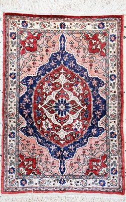 Hereke Seide signiert, Türkei, Anfang 20.Jhd, reine Naturseide"Metallbroschiert", ca. 57 x 40 cm, EHZ: 1-2