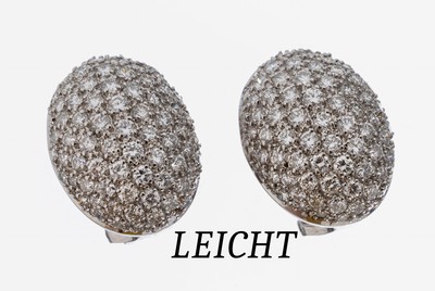 Paar 18 kt Gold LEICHT Brillant-Ohrstecker, WG 750/000, ovale Form, ausgefasst mit Brillanten zus. ca. 3.33 ct (grav.) Weiß/si, L. ca. 1.8 cm, ...