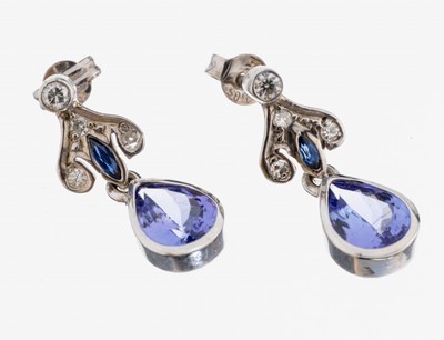 Paar 14 kt Gold Tansanit-Diamant-Ohrstecker, WG 585/000, 2 ovalfacett. Tansanite und 2 Tansanit-Navettes zus. ca. 2.0 ct, 2 Brillanten und 6 ...