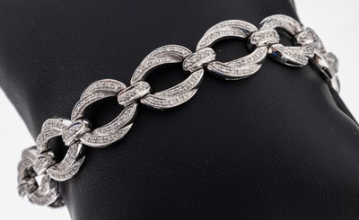 18 kt Gold Brillant-Armband, WG 750/000, Brillanten zus. ca. 2.01 ct Weiß/si, L. ca. 19cm, ca. 31.1 g