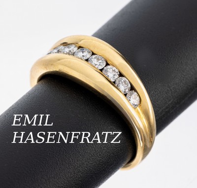 18 kt Gold Brillant-Ring, GG 750/000, Brillanten zus. ca. 0.57 ct feines Weiß- Weiß/vs-si, RW 55, ca. 7.6 g, Meistermarke EMIL HASENFRATZ
