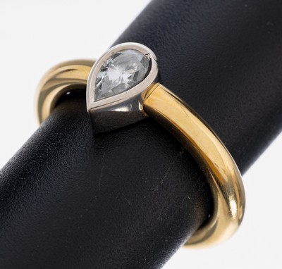 18 kt Gold Diamant-Ring, GG 750/000, Diamant-Tropfen ca. 0.69 ct Weiß/p2-3, RW 56, ca. 8.2 g