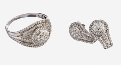 14 kt Gold Diamant-Schmuckset, WG 585/000, best. aus: 1 Ring, RW 66, 7 Brillanten 80 8/8-Diamanten und 60 Diamant-Baguettes zus. ca. 0.75 ct ...