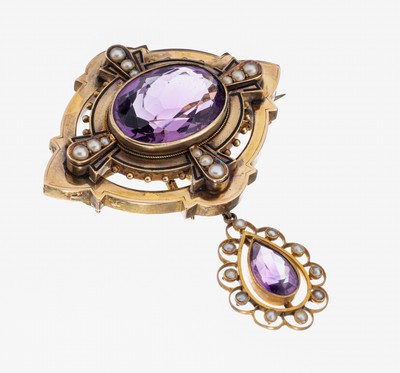 14 kt Gold Amethyst-Perl-Brosche, um 1880-90, GG 585/000 gepr., geometrischer Aufbau, ovalfacett. Amethyst, Zierelemente schwarz emaill., min. ...