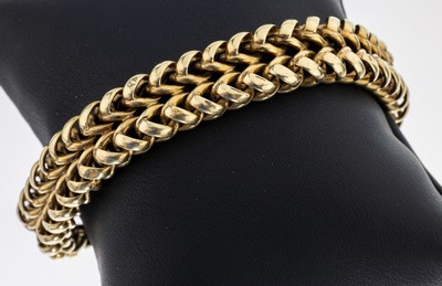 14 kt Gold Armband, GG 585/000, Flechtoptik, L. ca. 20 cm, Kastenschloss mit 2Sicherheitsachten, ca. 31.5 g, Wilhelm Müller/Schwäbisch Gmünd
