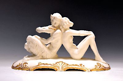 Porzellanfigur, Hutschenreuther, 20/30er Jahre, Versuchung, weiß mit Goldstaffage, Abteilung für Kunst, 21 x 37 x 14 cm