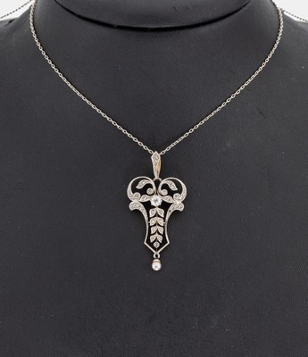 14 kt Gold Jugendstil Diamant-Perl-Anhänger, deutsch um 1900, GG 585/000 gepr., Schauseite zeittyp. plat., 1 Altschliffdiamantund 34 Diamantrosen ...