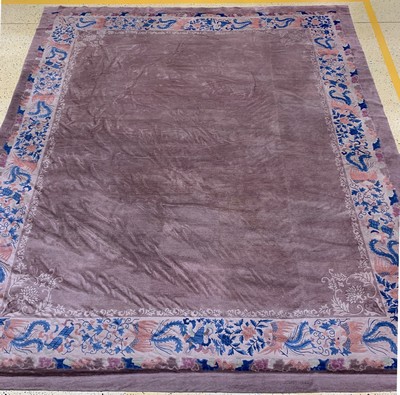 Peking antik, China, um 1900, Wolle auf Baumwolle, ca. 535 x 440 cm, minimale Mottenfraß, EHZ: 2(gereinigt),in der Breite verkürzt.