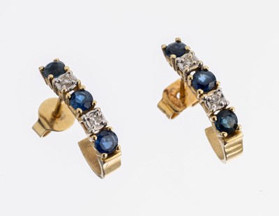 Paar 14 kt Gold Saphir-Diamant-Ohrstecker, GG 585/000, 6 rundfacett. Saphire zus. ca. 0.30 ct, 4 8/8-Diamanten zus. ca. 0.02 ct Weiß/si, ca. 2.2 g