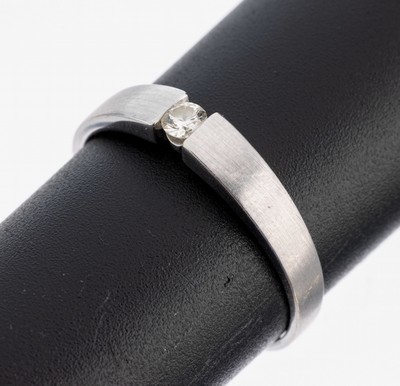 14 kt Gold CHRIST Brillant-Ring, WG 585/000, Brillant ca. 0.10 ct Weiß/lp (grav.),RW 60, ca. 3.2 g, in Etui