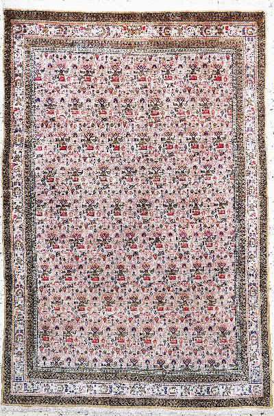 Ghom Seide alt, Persien, Mitte 20.Jhd, reine Naturseide, ca. 159 x 108 cm, leicht verfärbt, EHZ: 2