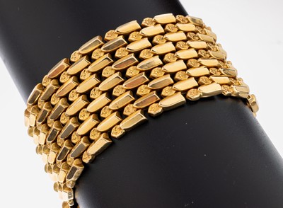 18 kt Gold Armband, GG 750/000, B. ca. 3.5 cm, L. ca. 20 cm, Kastenschloss mit 2 Sicherheitsachten, ca. 71.0 g