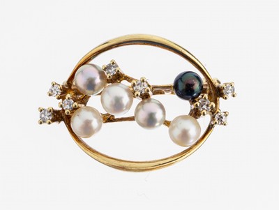 14 kt Gold Perl-Diamant-Brosche, GG 585/000, graue und weiße Zuchtperlen, D. ca. 4-4.5 mm, kl. 8/8-Diamanten, L. ca. 2.5 cm, ca. 4.4 g auch als ...