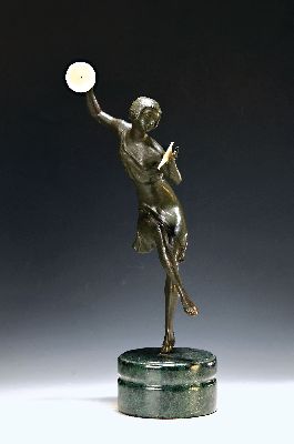 Skulptur, Frankreich, 1920er Jahre, Bronze, Tänzerin, Marmorsockel, Becken Bakelit, Gesamth. ca. 40cm
