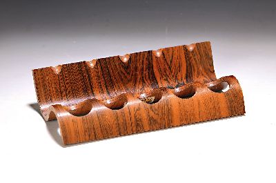 Pfeifenständer, Jean Gillon für Wood Art, Industria Brasileira, 1950er-Jahre, Jacaranda-Holz, für 5 Pfeifen, 26cm breit, mit Hersteller-Etikett