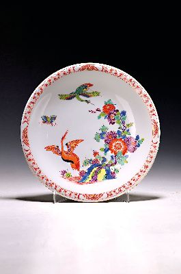 Platte, Meissen, 2.Hälfte 20.Jh. Alte indische Blumen- und Kranichmalerei 61, Porzellan, handbemalt, Goldrand, D. 31 cm