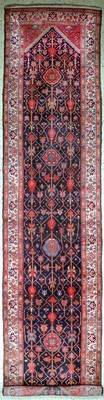 Hamadan alt, Persien, Anfang 20.Jhd, Wolle auf Baumwolle, ca. 480 x 110 cm, EHZ: 2