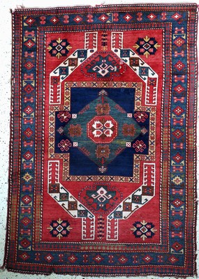 Kazak antik, Kaukasus, 19.Jhd, Wolle auf Wolle, ca. 256 x 180 cm, Mottenfraß, EHZ: 4