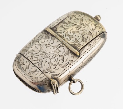 Ausgefallenes Streichholzetui, um 1880-1900, Silber gepr., grav. mit Rocaillen und Blättern, zusätzliches Fach für Briefmarken und Münzen, ca. ...