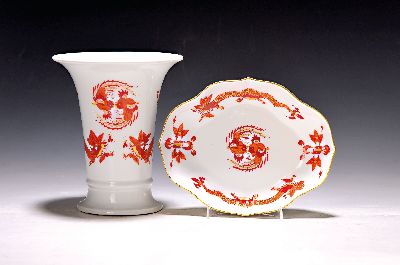 Vase und Schale, Meissen, 1. Wahl, Vase um 1880-90, Dekor roter Hofdrache, H. ca. 16cm; Schale 20. Jh., roter Hofdrache goldschattiert, Goldrand, ca. ...