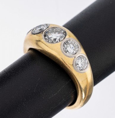 18 kt Gold Brillant-Ring, GG 750/000 gepr.,5 Brillanten zus. ca. 1.75 ct feines Weiß- Weiß/vs, RW 55, ca. 12.8 g