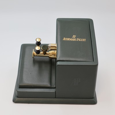 AUDEMARS PIGUET seltener, vintage Uhrenbeweger zum Aufziehen von mechanischen Uhren mit Handaufzug Modell PM1, 2-teiliges, mit Leder bezogenes ...