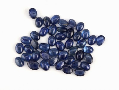 Lot lose Saphire zus. ca. 51.99 ct, Cabochons in versch. Größen und Farbnuancen