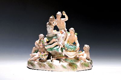 Große Figurengruppe, Frankenthal, 1787, große Frühlingsgruppe mit 9 Figuren, drei Mädchen und 6 Amoretten, Flora und Pomona, polychrom bemalt, ...