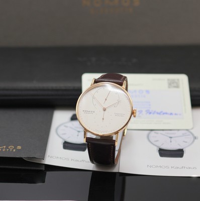 NOMOS GLASHÜTTE Herrenarmbanduhr Lambda 39 in Roségold 750/000 Referenz 952, Handaufzug, 3-teil. Geh. beids. vergl., Boden und Glasrand aufgedr., ...