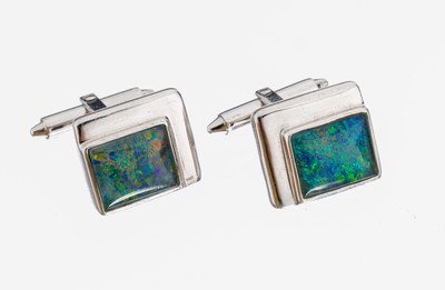 Paar 14 kt Gold Opal-Manschettenknöpfe, WG 585/000, schlicht, quadratische Opal- Tripletten, ca. 8.2 g