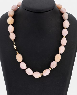 Opal-Collier mit 14 kt Gold Schließe, Engelshaut-Opal, muggelige Oliven, Zwischenglieder und Schließe Gold, L. ca. 48 cm