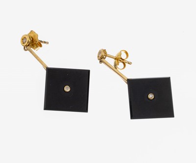 Paar 14 kt Gold Art Deco Onyx-Brillant- Ohrstecker, GG 585/000, länglich bewegl., quadratische Onyx-Platte, 4 Brillanten zus. ca. 0.06 ct Weiß/p, ...