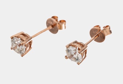 Paar 14 kt Gold Brillant-Ohrstecker, RoseG 585/000, 2 Brillanten zus. ca. 0.82 ct Weiß-l.get.Weiß/vs-si