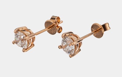 Paar 14 kt Gold Brillant-Ohrstecker, RG 585/000, 2 Brillanten zus. ca. 1.05 ct Weiß/vs-si