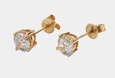 Paar 14 kt Gold Diamant-Ohrstecker, GG 585/000, 2 Altschliffdiamanten zus. ca. 1.12 ct Weiß-l.get.Weiß/p