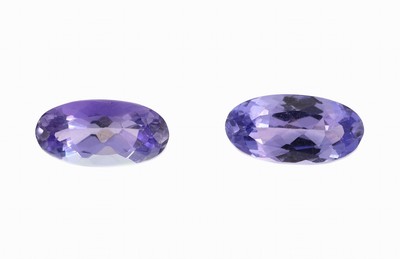 Lot 2 lose Tansanite, zus. ca. 1.87 ct, ovalfacett.