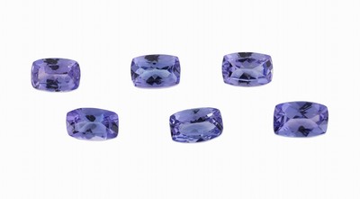 Lot 6 lose Tansanite, zus. ca. 3.03 ct, facett. Rechtecke
