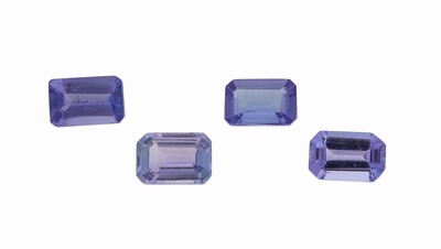 Lot 4 lose Tansanite, zus. ca. 2.09 ct, Treppenschliff